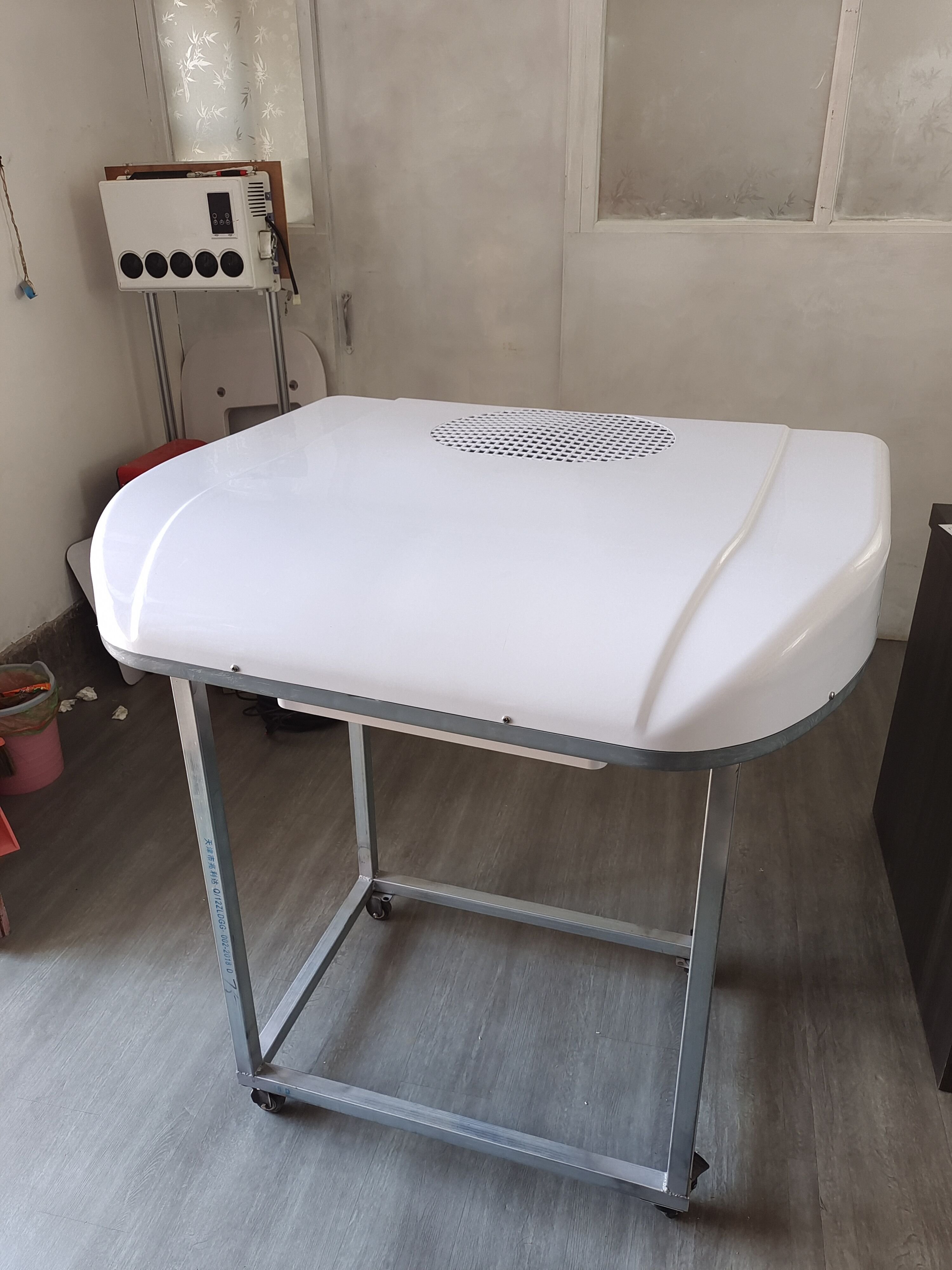 Hot Selling Universal Electric 12v 24v air Conditioner Roof Truck Van air Conditioner